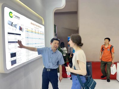 V{У^300Wh/kgAF䇹̑B늳