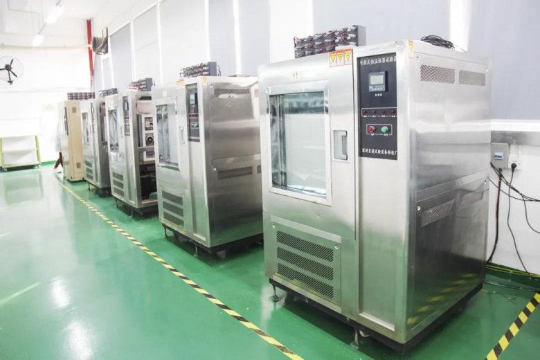 090331_483858_gsdt.jpg 090331_483858_gsdt.jpg