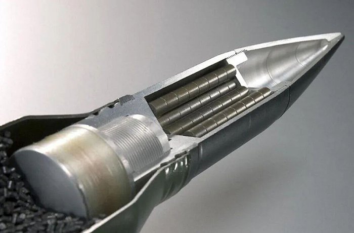 101458_658437_gsdt.jpg 鎢合金穿甲彈.jpg