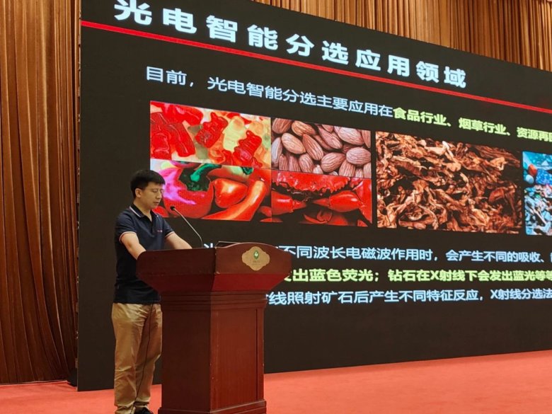 112303_318263_gsdt.jpg 112303_318263_gsdt.jpg