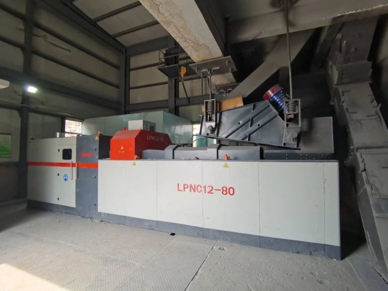 112530_547392_gsdt.jpg 112530_547392_gsdt.jpg