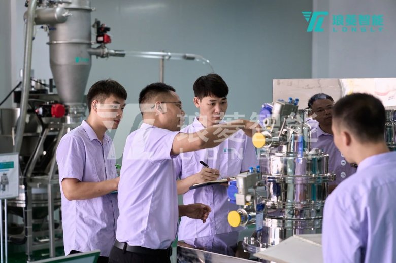 113000_970469_gsdt.jpg 113000_970469_gsdt.jpg