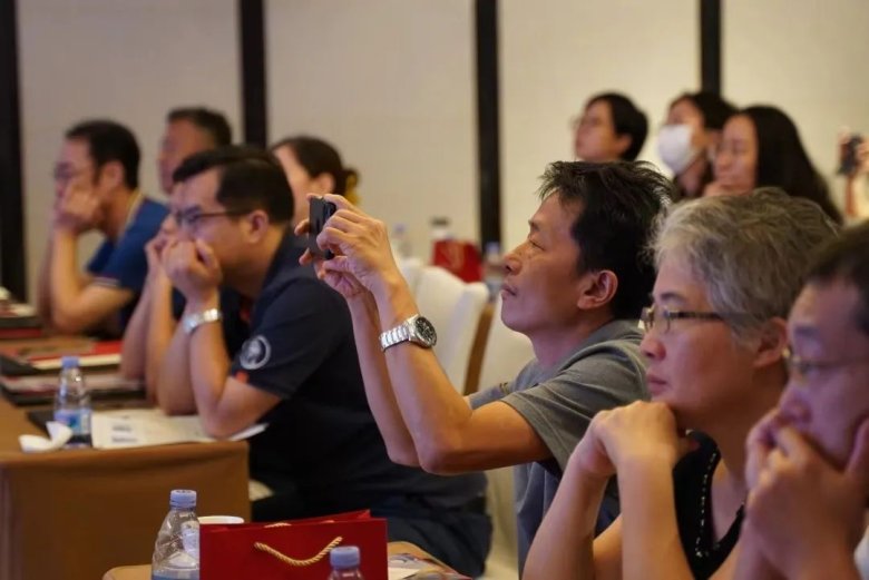 081844_758248_gsdt.jpg 081844_758248_gsdt.jpg