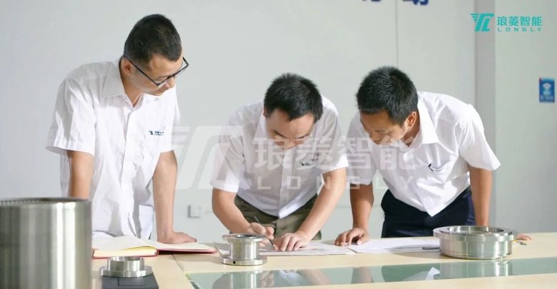 101323_292426_gsdt.jpg 101323_292426_gsdt.jpg