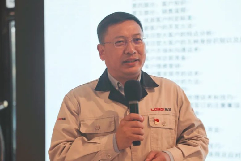 102812_787195_gsdt.jpg 102812_787195_gsdt.jpg