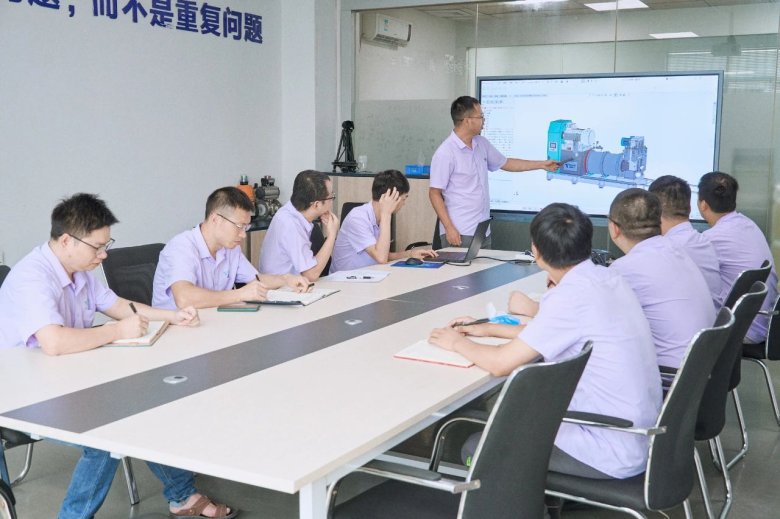 085151_982012_gsdt.jpg 085151_982012_gsdt.jpg