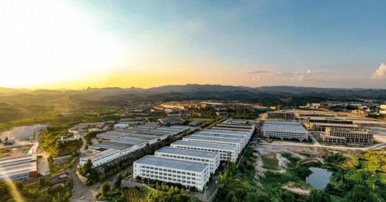 094734_372621_gsdt.jpg 094734_372621_gsdt.jpg