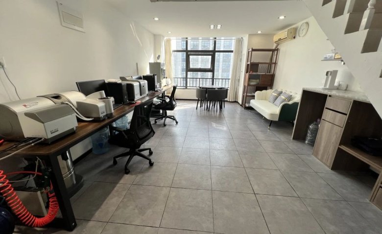 095429_056413_gsdt.jpg 095429_056413_gsdt.jpg