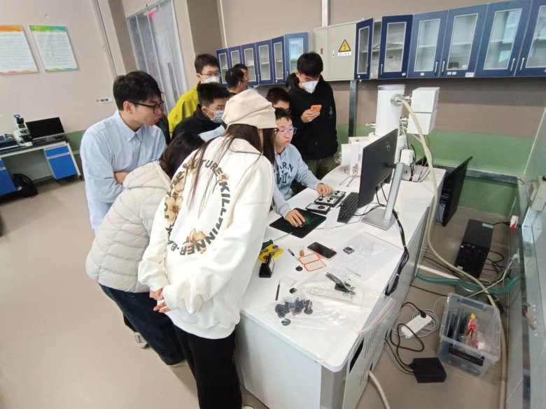 082513_959080_gsdt.jpg 082513_959080_gsdt.jpg