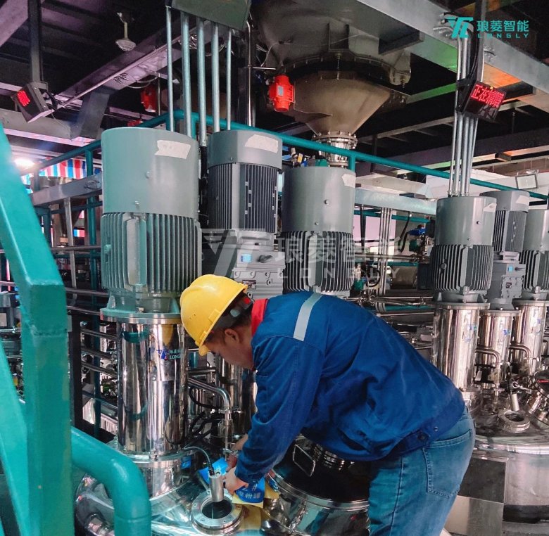 083803_350997_gsdt.jpg 083803_350997_gsdt.jpg