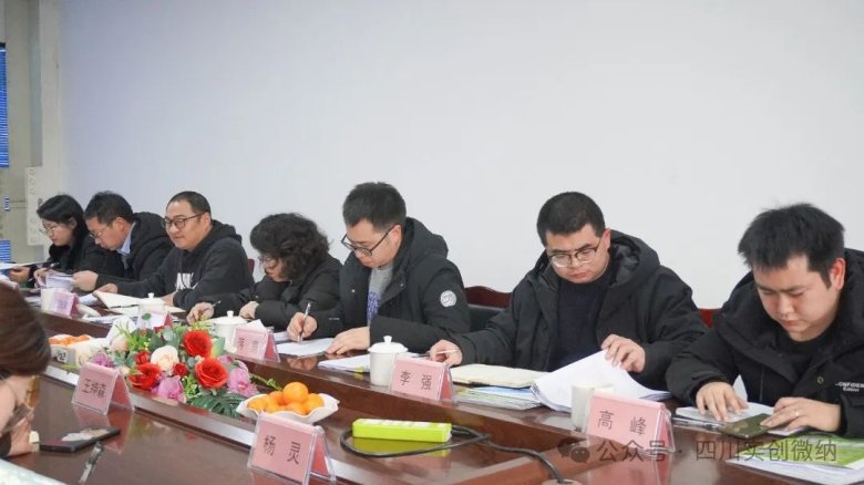 085220_203550_gsdt.jpg 085220_203550_gsdt.jpg