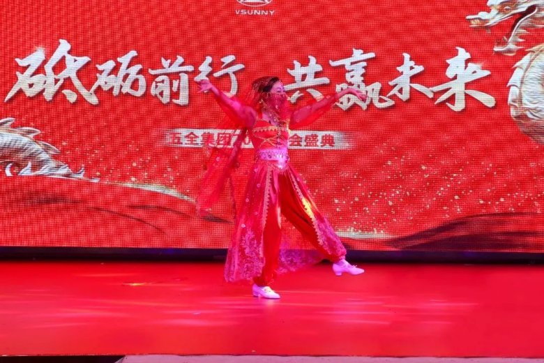 115752_821643_gsdt.jpg 115752_821643_gsdt.jpg