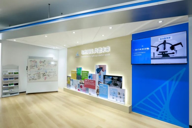 084417_893486_gsdt.jpg 084417_893486_gsdt.jpg