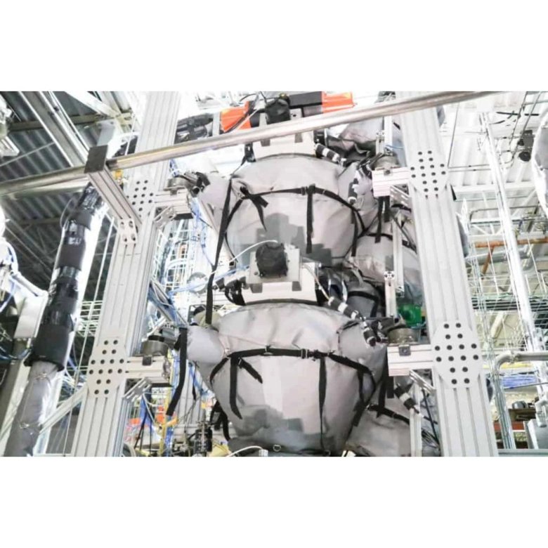 091401_069870_jswz.jpg 091401_069870_jswz.jpg