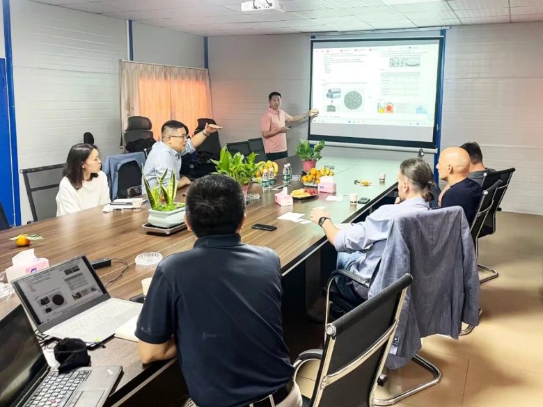 142258_435975_gsdt.jpg 142258_435975_gsdt.jpg