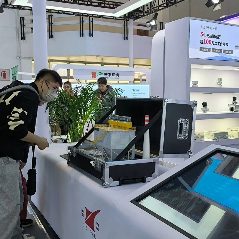 085840_182147_gsdt.jpg 085840_182147_gsdt.jpg