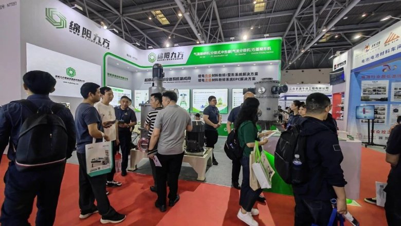 092548_360290_gsdt.jpg 092548_360290_gsdt.jpg