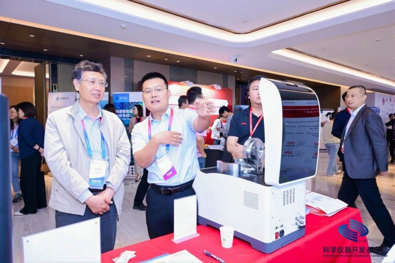 103907_508135_gsdt.jpg 103907_508135_gsdt.jpg