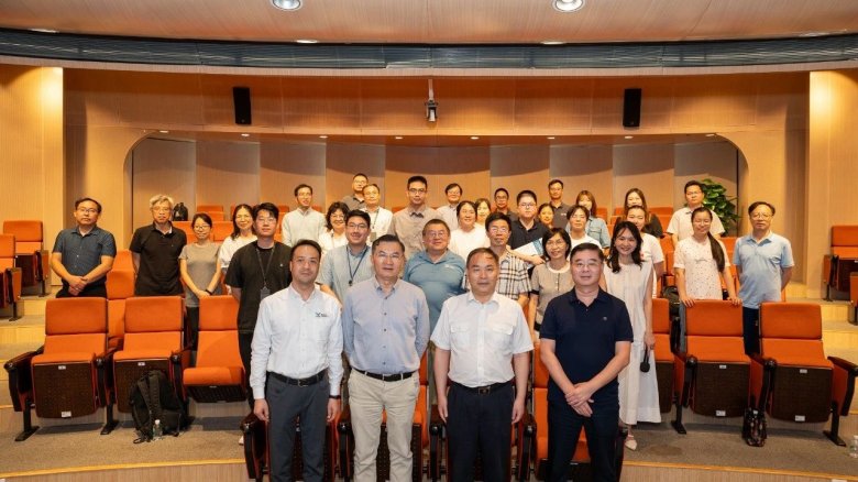 172809_434359_gsdt.jpg 172809_434359_gsdt.jpg