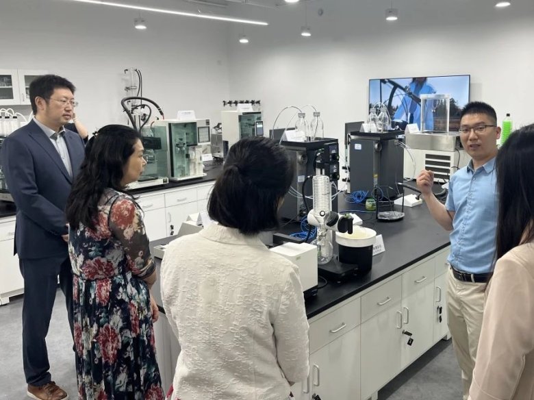 081239_153408_gsdt.jpg 081239_153408_gsdt.jpg