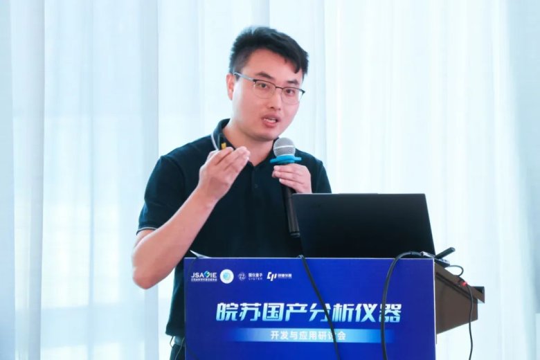 081708_549646_gsdt.jpg 081708_549646_gsdt.jpg