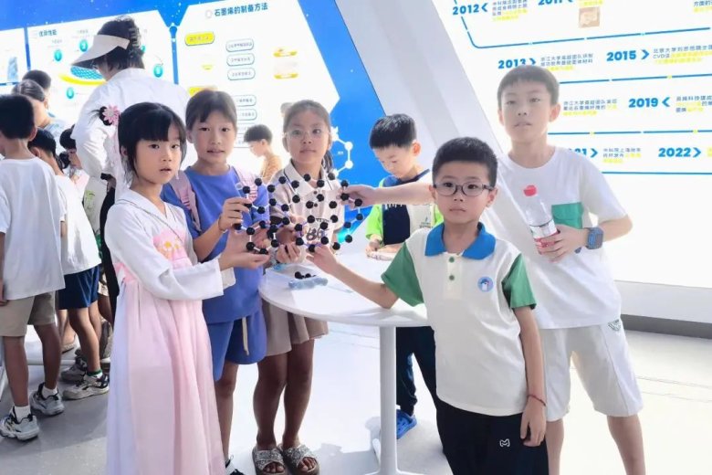 162918_766158_gsdt.jpg 162918_766158_gsdt.jpg