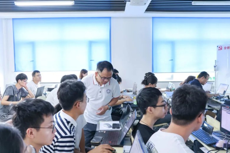 172708_638907_gsdt.jpg 172708_638907_gsdt.jpg