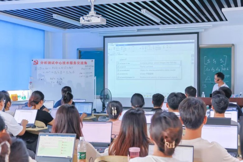 172711_090459_gsdt.jpg 172711_090459_gsdt.jpg