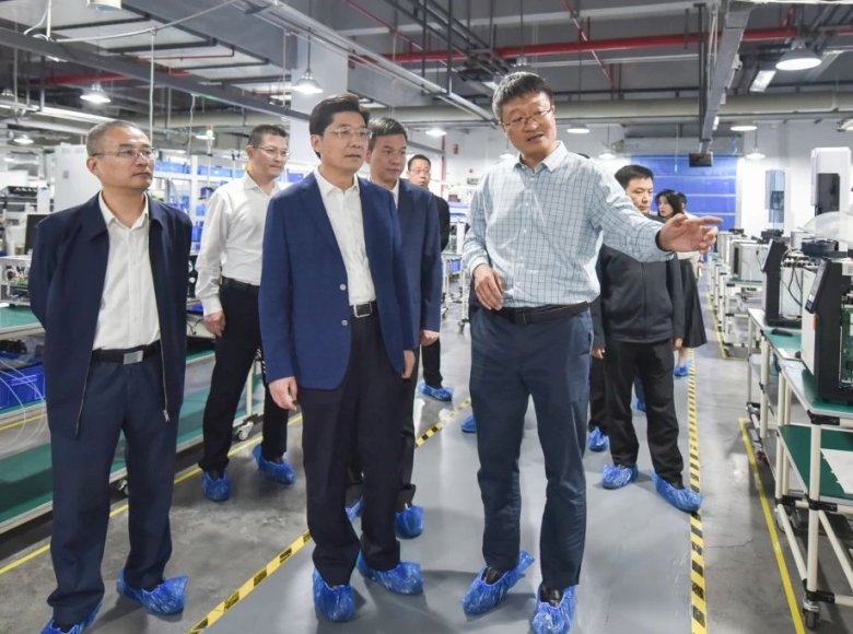 114300_683619_gsdt.jpg 114300_683619_gsdt.jpg