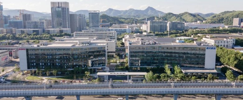 114337_515712_gsdt.jpg 114337_515712_gsdt.jpg