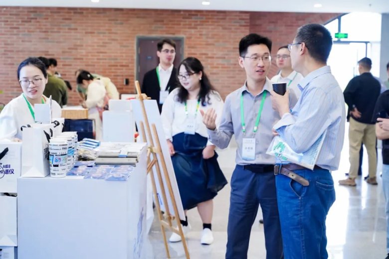 170800_084251_gsdt.jpg 170800_084251_gsdt.jpg