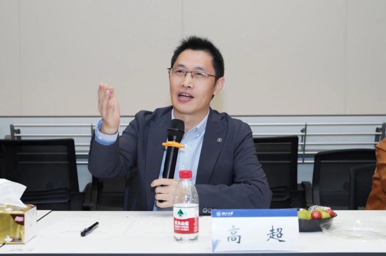 082738_009712_gsdt.jpg 082738_009712_gsdt.jpg