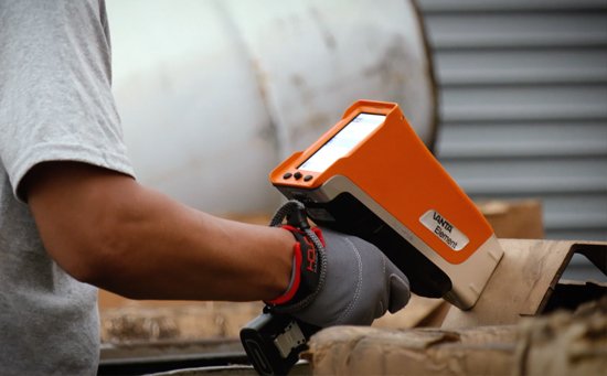 105848_901957_jswz.jpg 手持式合金光譜分析儀2.jpg