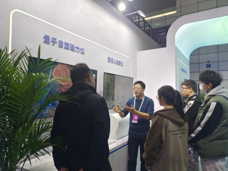 082209_354186_gsdt.jpg 082209_354186_gsdt.jpg