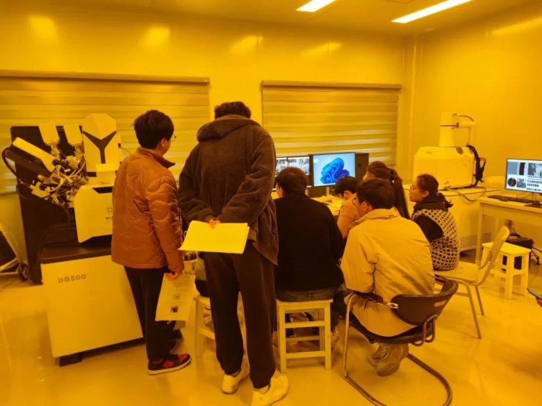 172816_791986_gsdt.jpg 172816_791986_gsdt.jpg