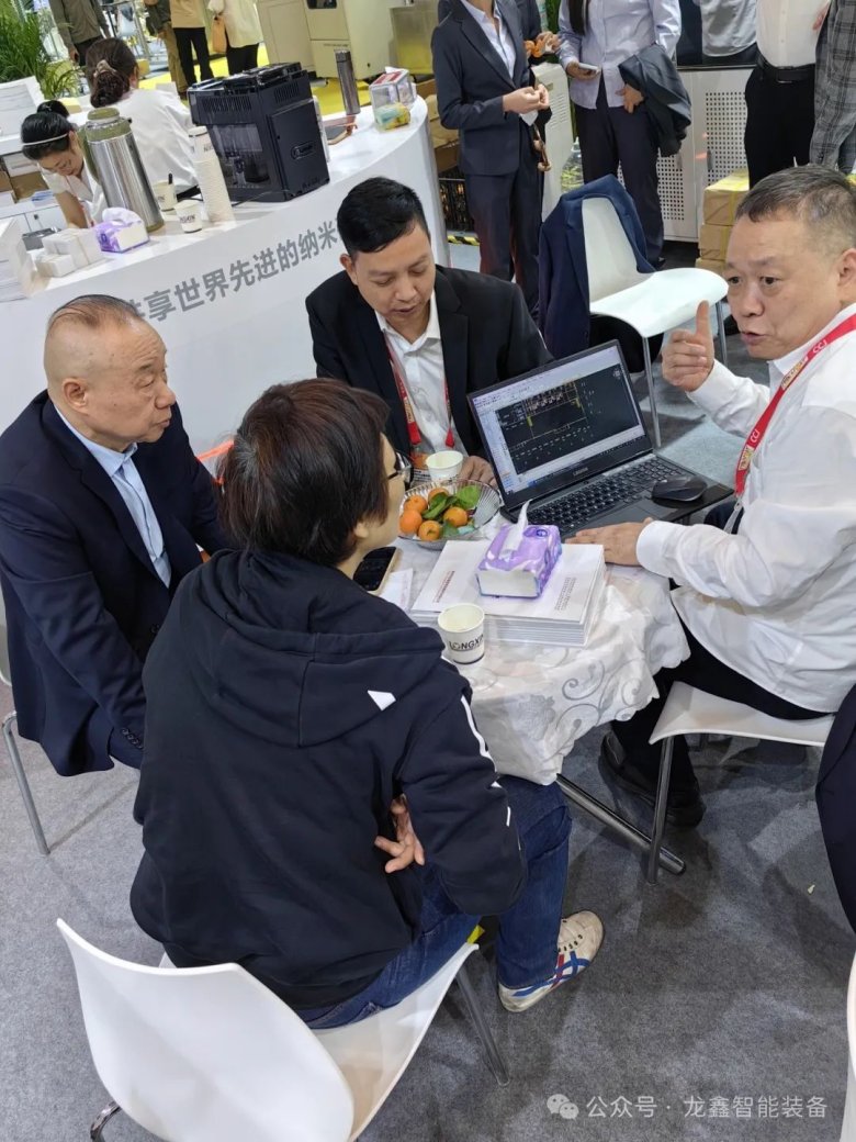 083414_384985_gsdt.jpg 083414_384985_gsdt.jpg