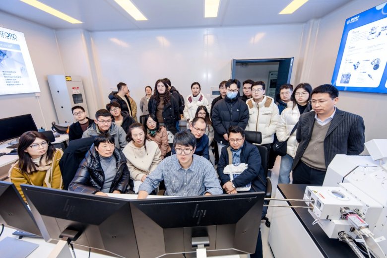 101824_318555_gsdt.jpg 101824_318555_gsdt.jpg