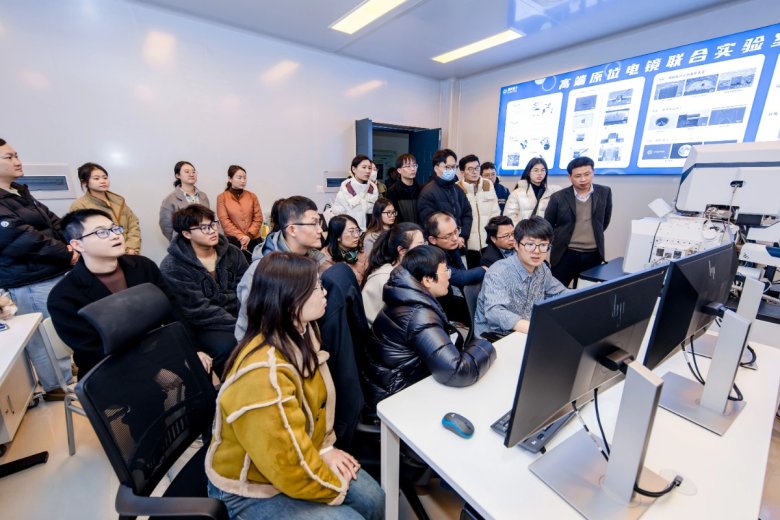 101854_435801_gsdt.jpg 101854_435801_gsdt.jpg