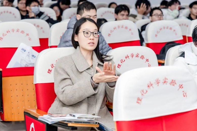 082027_866548_gsdt.jpg 082027_866548_gsdt.jpg