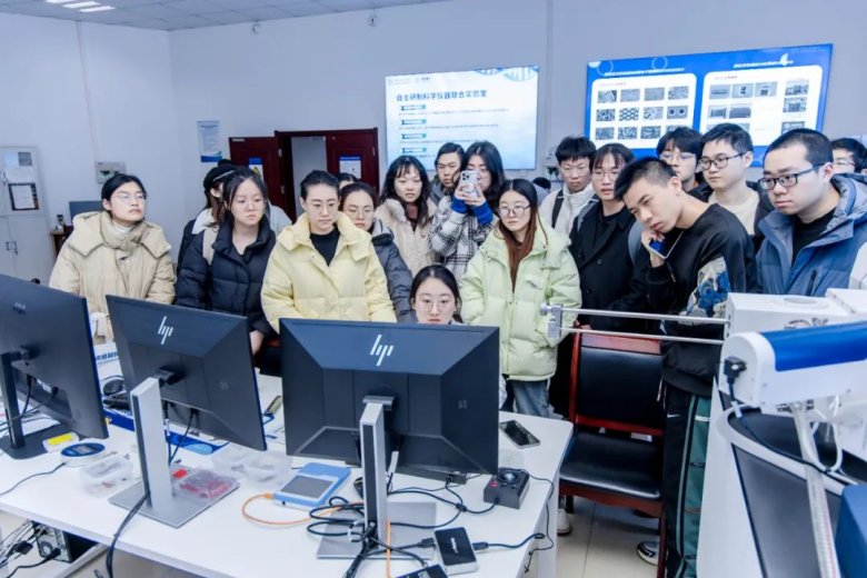 082131_738242_gsdt.jpg 082131_738242_gsdt.jpg