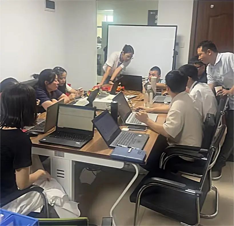 114617_689885_gsdt.jpg 114617_689885_gsdt.jpg