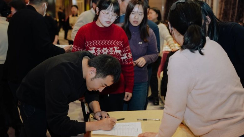 090032_281883_gsdt.jpg 090032_281883_gsdt.jpg