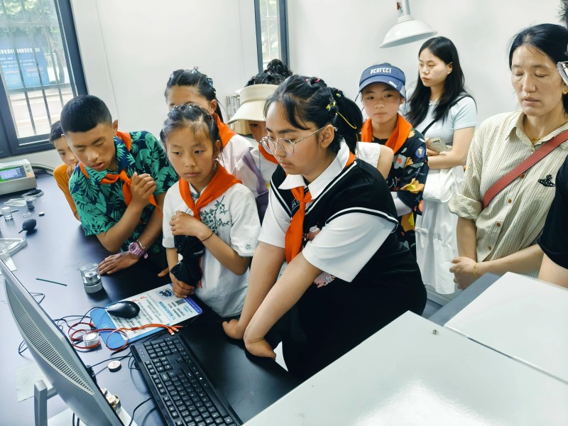 臺式掃描電鏡 臺式掃描電鏡