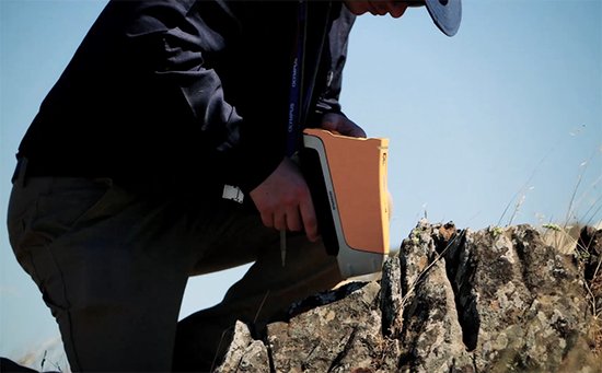 095536_428989_jswz.png 地質勘探光譜分析儀1.png