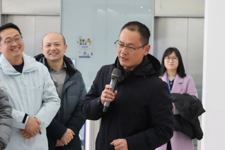 094113_934320_gsdt.jpg 094113_934320_gsdt.jpg