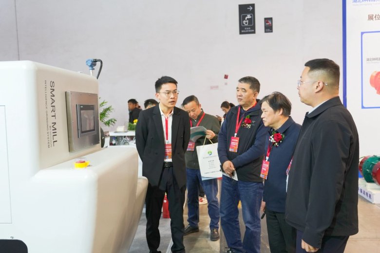 081716_331808_gsdt.jpg 081716_331808_gsdt.jpg