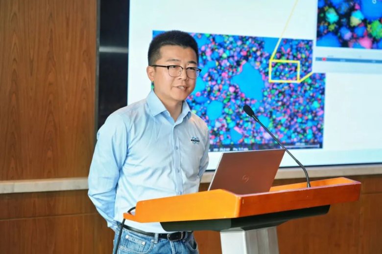 083650_116930_gsdt.jpg 083650_116930_gsdt.jpg