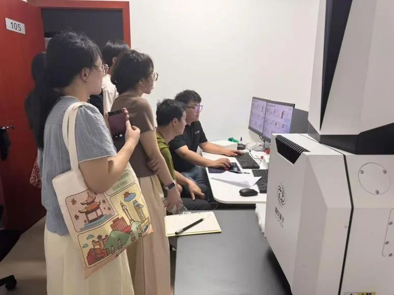 083731_800864_gsdt.jpg 083731_800864_gsdt.jpg