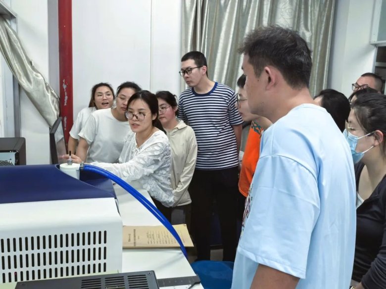 082958_367849_gsdt.jpg 082958_367849_gsdt.jpg