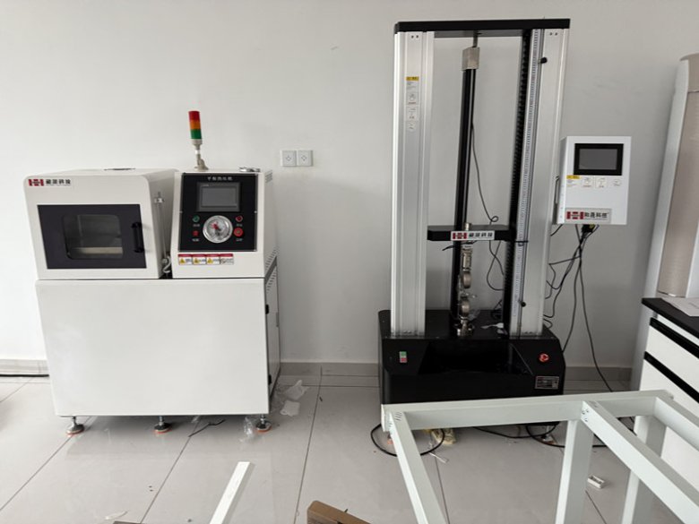 105533_224475_gsdt.jpg 試驗機.jpg